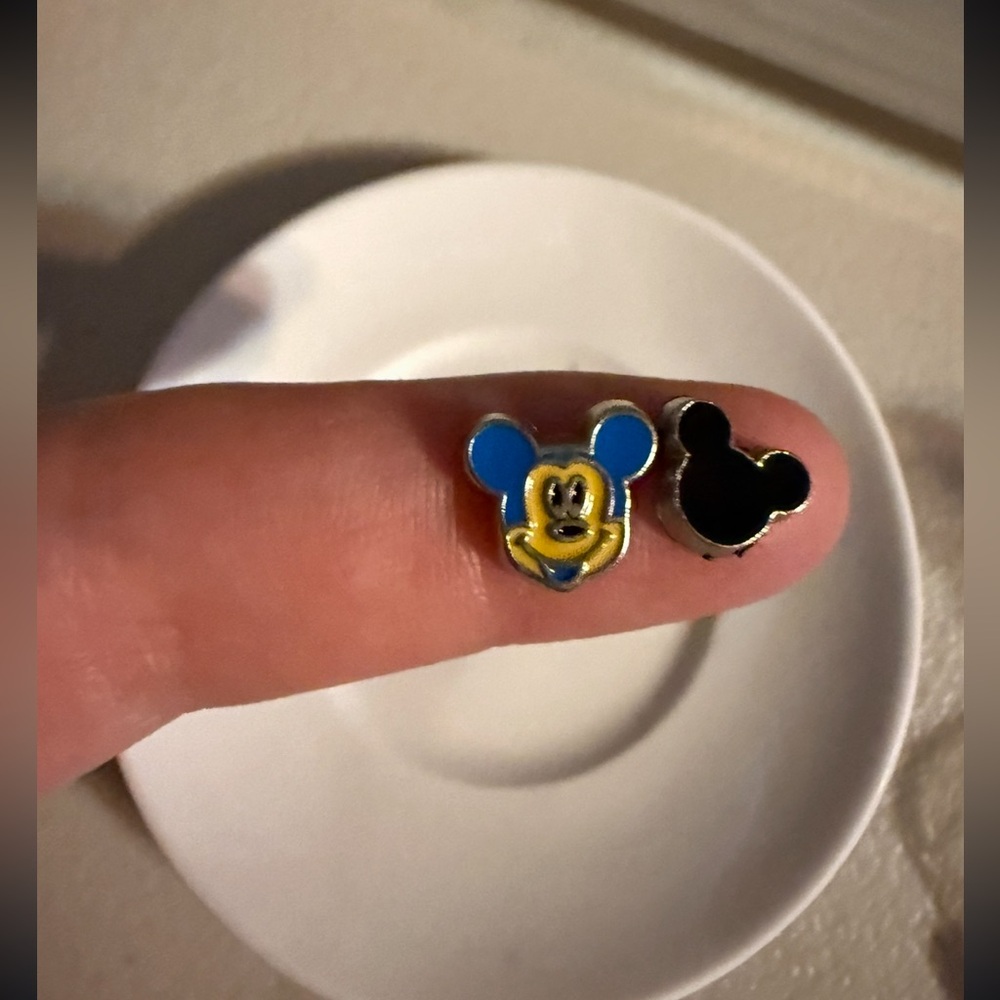 $2 CHARACTER FLOATING CHARM~NEW~$2 WITH ANY $10 ORDER OR MORE - Picture 5 of 16
